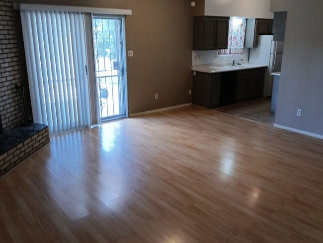 Photo - Cozy 4-bedroom, 2-bathroom home! SHOWINGS ...