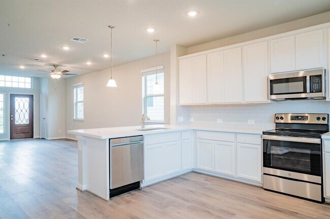 Photo - 3225 Starflower