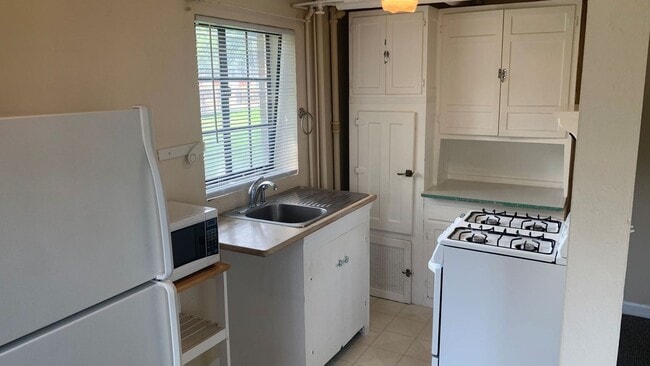 Photo - Lincolnshire Apartments