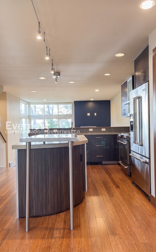 Photo - 3Bed/2.5 Bath/Available Now!
