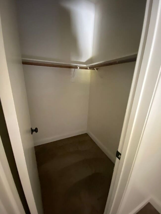 Photo - Spacious open loft in Central Hanford