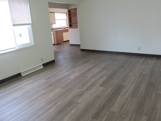 Photo - 4213 Clark Ave