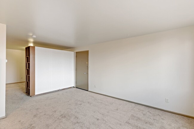 Photo - 5625 15th Ave NE Unidad 106