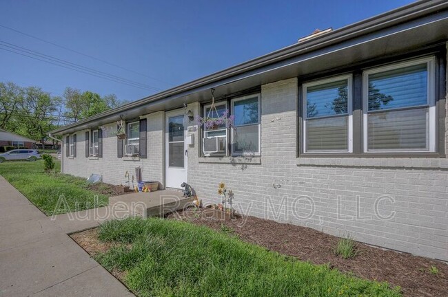 Photo - 3143 Puckett Rd Condo Unit 732