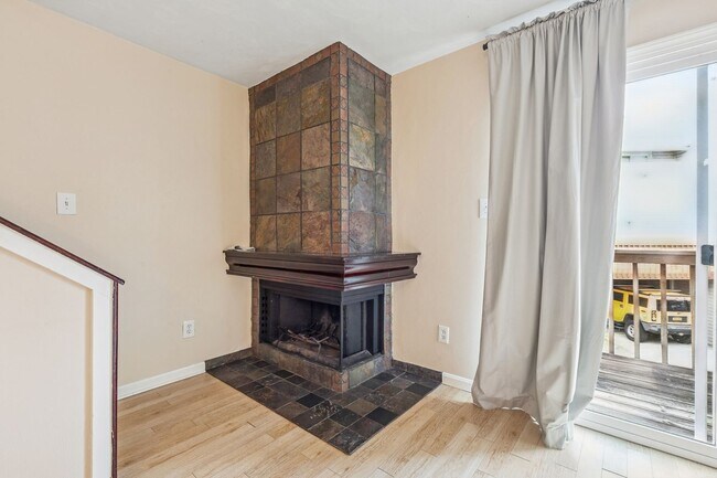 Photo - Norfolk condo across from Chesapeake Bay