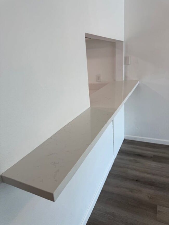 Photo - 680 Chorro St