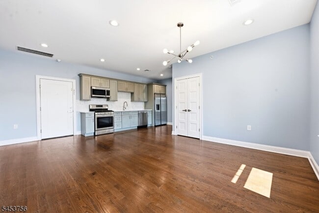 55 Watchung Ave Unidad 4