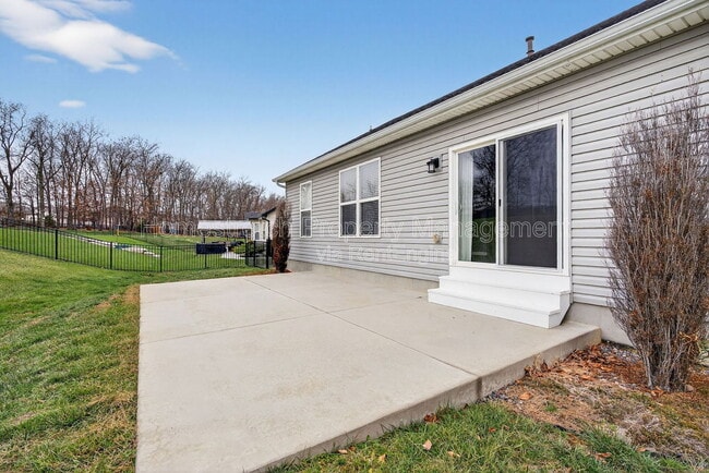 Photo - 738 Lost Canyon Blvd