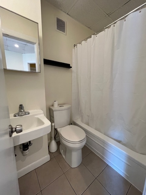 Photo - 868 Beacon St