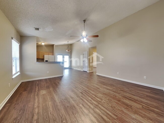 Photo - 103 Bill Park Dr