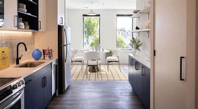 Photo - VIV at Scott's Collection