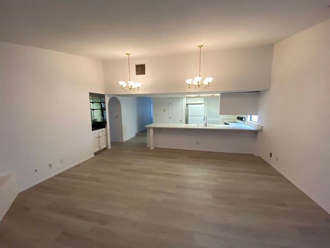Photo - 5201 Sweetwater Dr NW