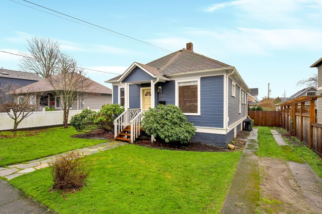 Photo - Ballard Charm with RV Parking