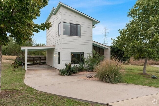 Building Photo - 5725 Toscana Ave Rental