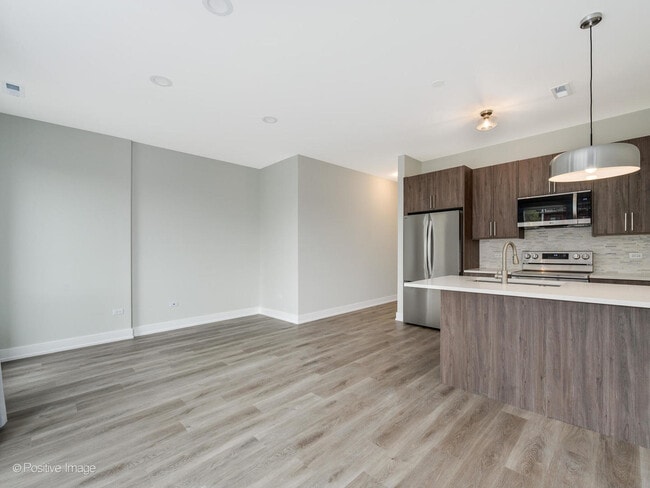 Photo - 3944 S Indiana Ave Unit 2F