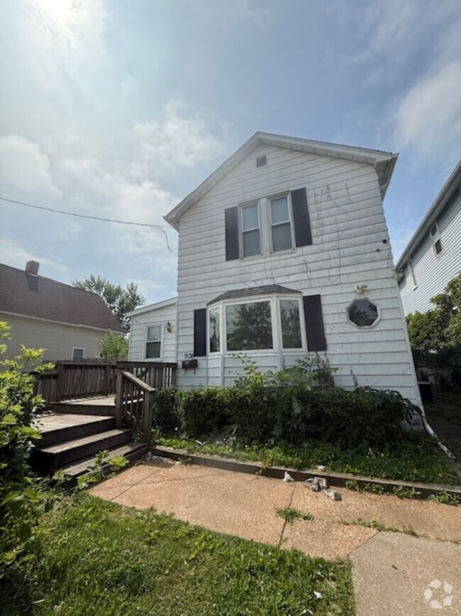 Building Photo - 3 Bedroom / 2 Bathroom House in Peoria