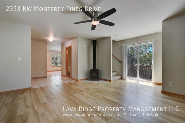 2333 NW Monterey Pines Dr
