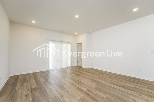 Photo - 1809 Holmsey Cir