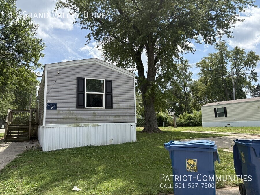 Photo - 13 Grand Valley Dr