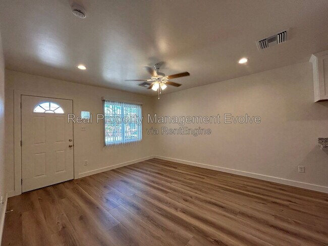338 W Highland Ave Unit 4