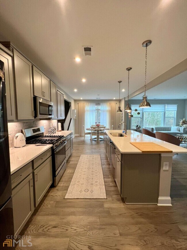 Photo - 8035 Veranda Curve