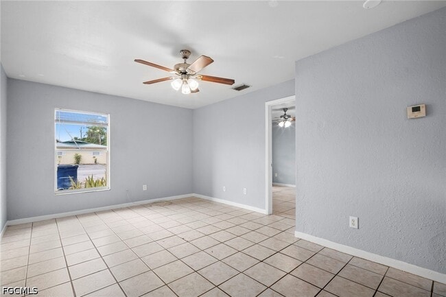 Photo - 5449 Tenth Ave