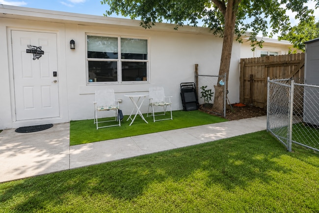 Photo - 8576 Sunset Dr