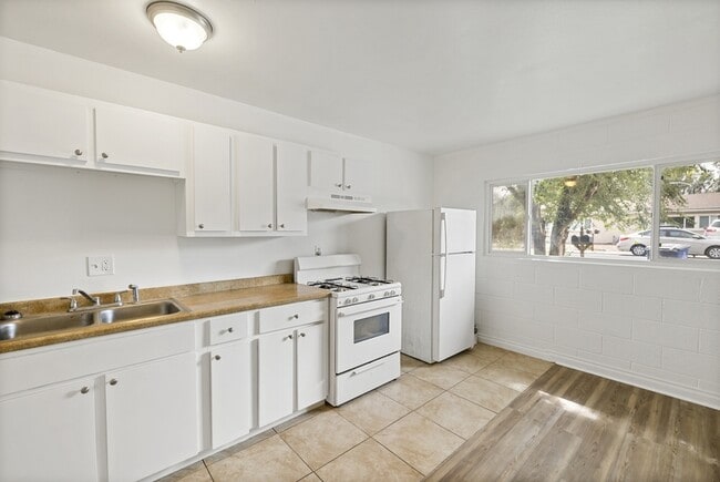 Photo - 1135 Valley Manor Ct