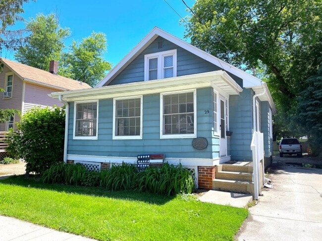 Building Photo - 29 S Randall Ave Unit 1 Rental