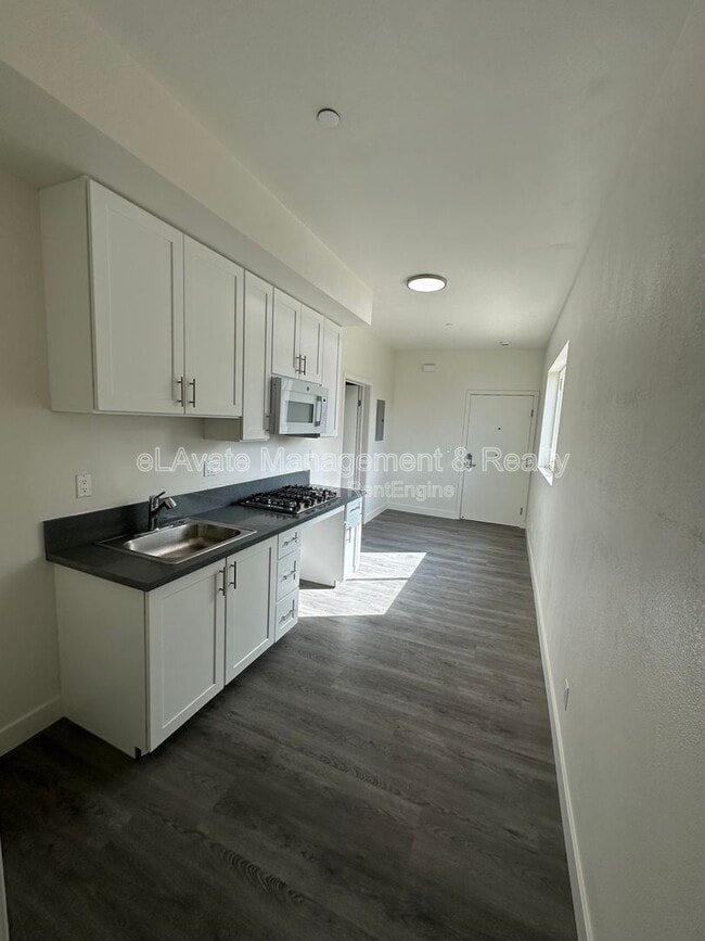 Photo - 226 W 87th St Unidad 204