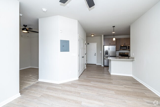 Studio, 1BA - 543SF - Living Room - 1211 Riesch Road