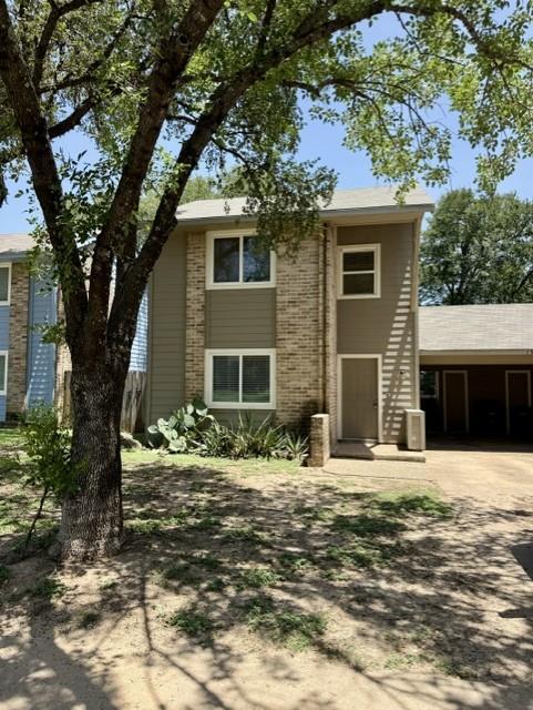 Building Photo - 1500 Summer Creek Dr