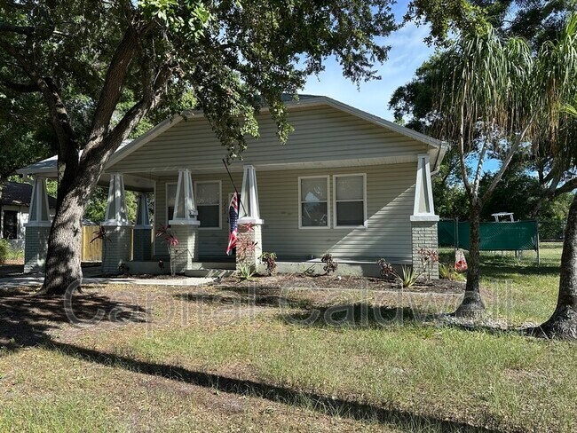 Photo - 1215 E 29th Ave