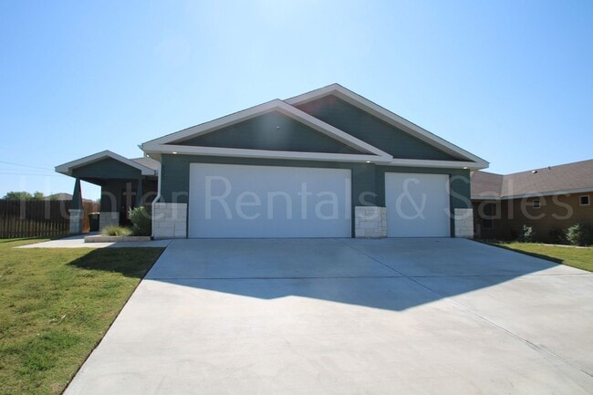 Building Photo - 805 Freedom Cir Rental