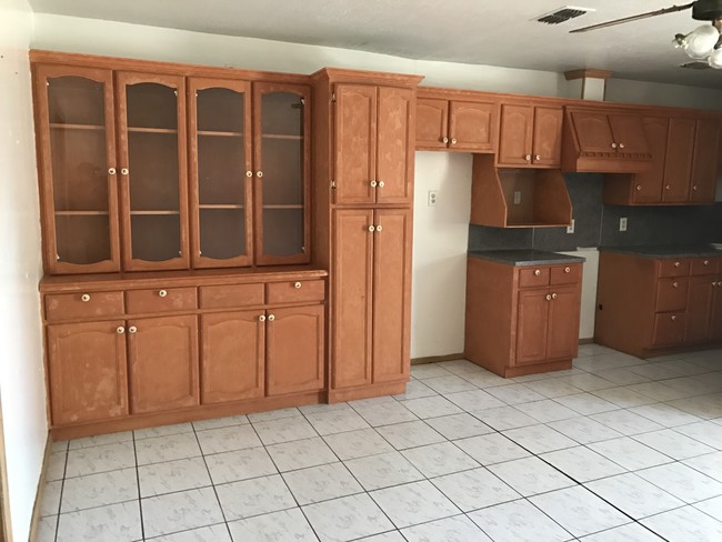 Kitchen with no appliances