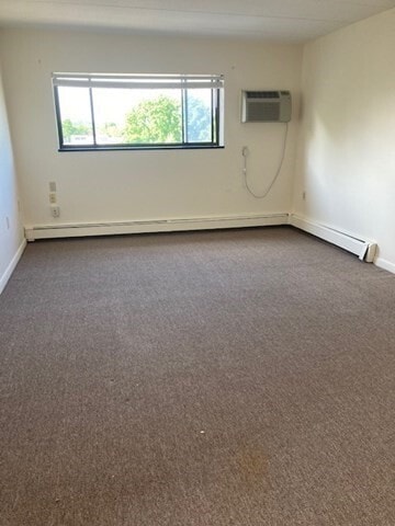 Photo - 763 Main St Unit 33