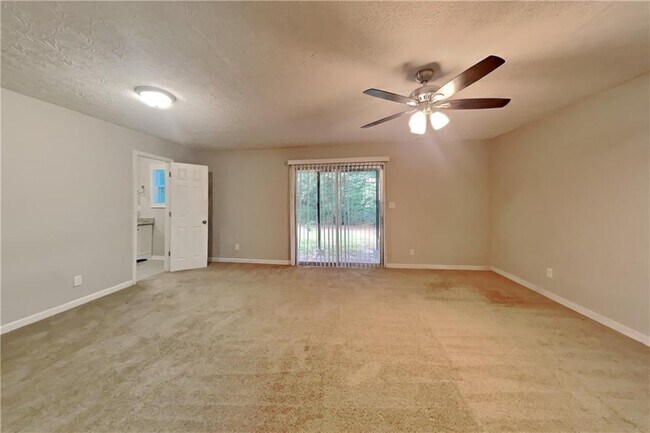 Photo - 2690 Old Ivy Ct NE