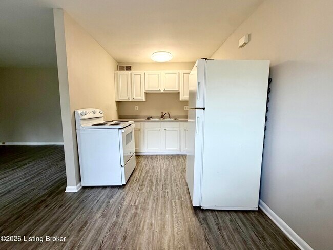 Photo - 428 N Hite Ave Unit 21