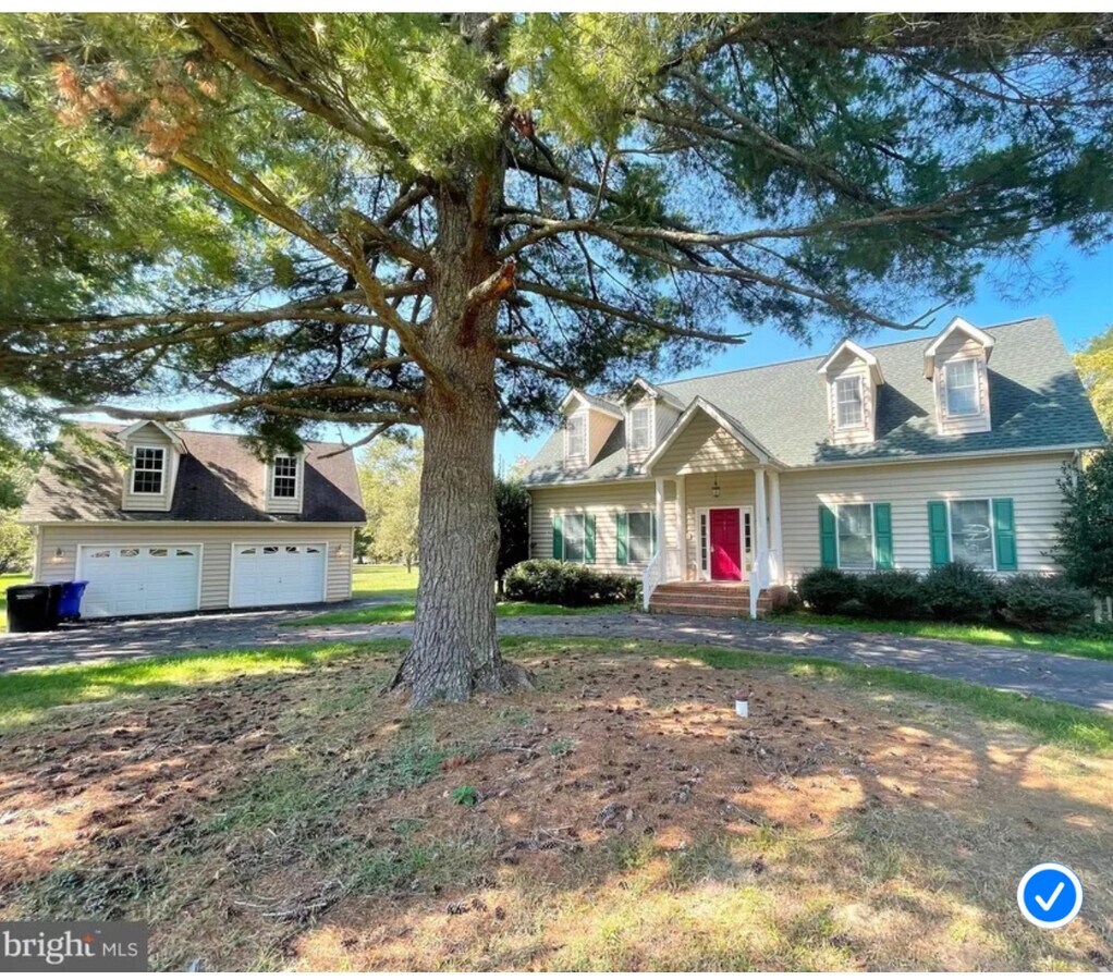 Natures Paradise - 7765 Sutton Ct House