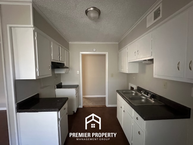 Photo - 5166 Rolling Fields Dr