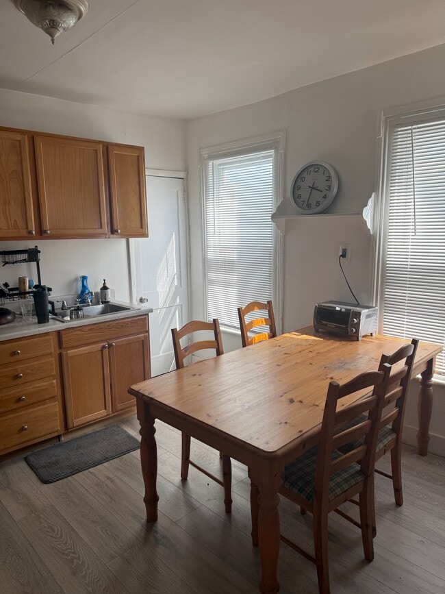 Photo - 44 Lee Ave Unidad 2