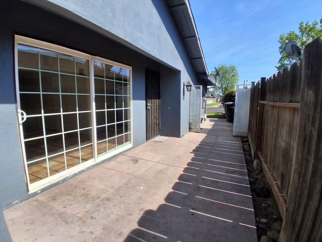 Photo - Thistlewood3505/3507 Unidad Thistlewood3505