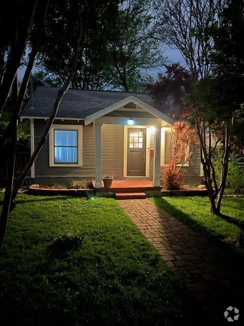 Building Photo - 1502 Bouldin Ave Rental