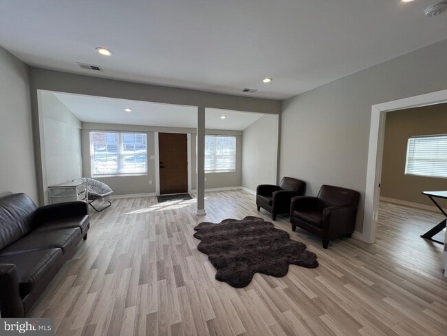 Photo - 33 Old US Hwy 1