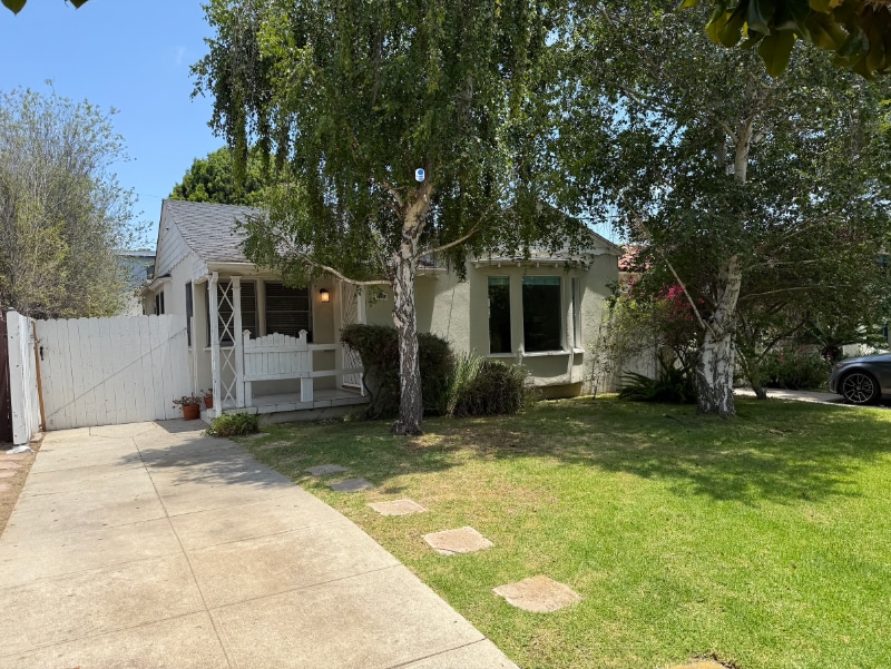 Photo - 2134 Malcolm Ave House