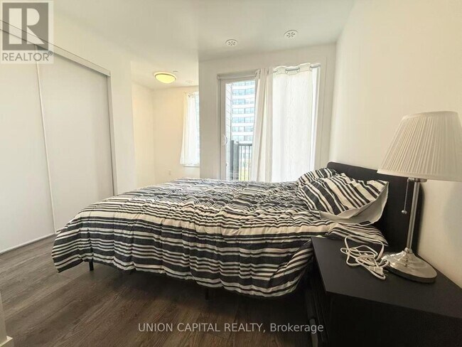 Photo - 3079 Pharmacy Ave