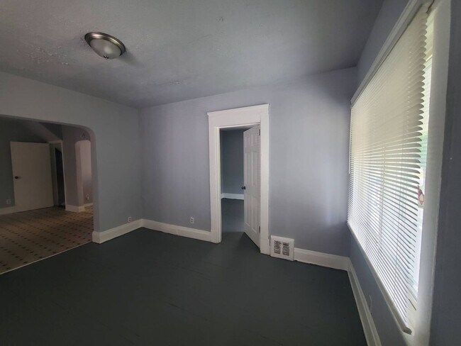 Photo - Charming 4-Bedroom Property in Prime Location