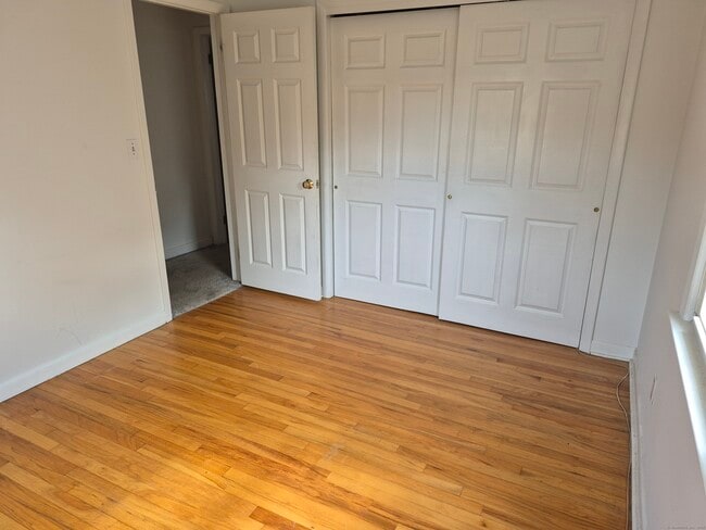Photo - 136 Fox St