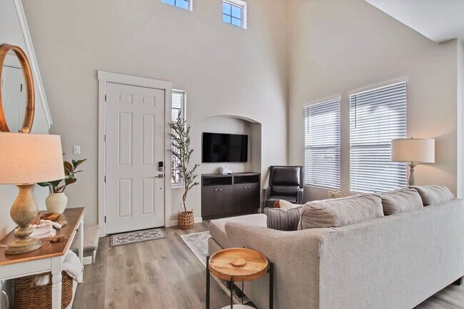 17065 N Hounslow Wy Unit SI ID1250665P