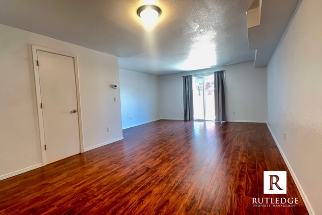 Photo - 826 Bennett Ave Unidad D